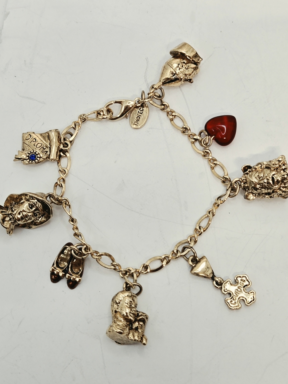 TM TEC Vintage Gold Charm Bracelet Wizard Of Oz 3D Figurines